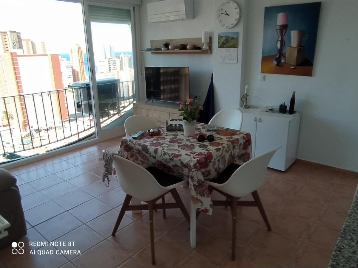 Apto San Angelo Benidorm Vistas Al Mar 400 M Kültér fotó
